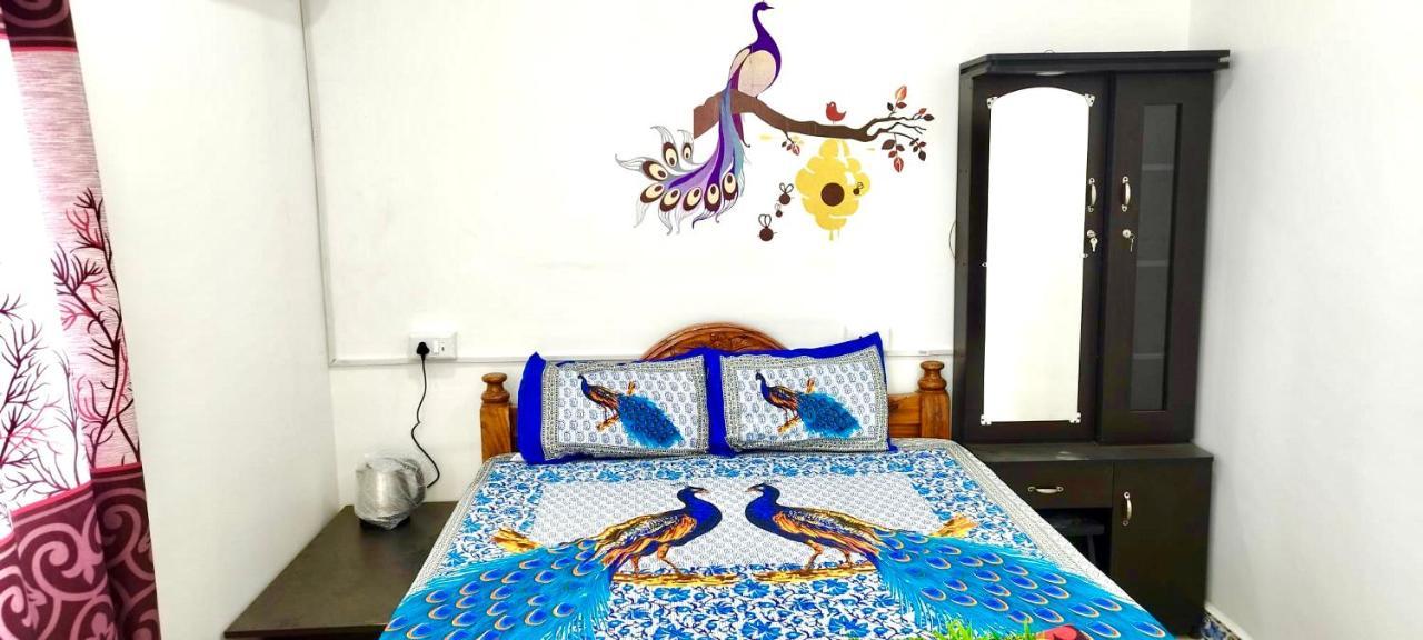 Готель Kavieya Residency Purnankuppam Екстер'єр фото