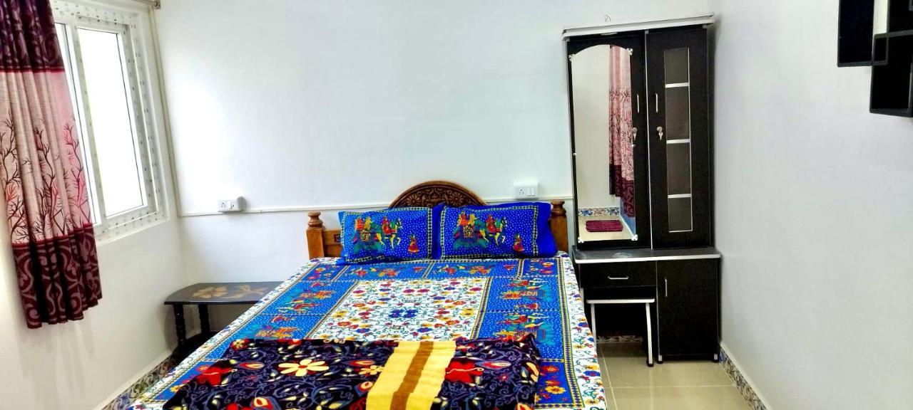 Готель Kavieya Residency Purnankuppam Екстер'єр фото