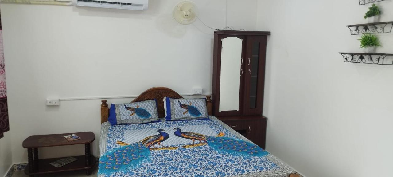 Готель Kavieya Residency Purnankuppam Екстер'єр фото