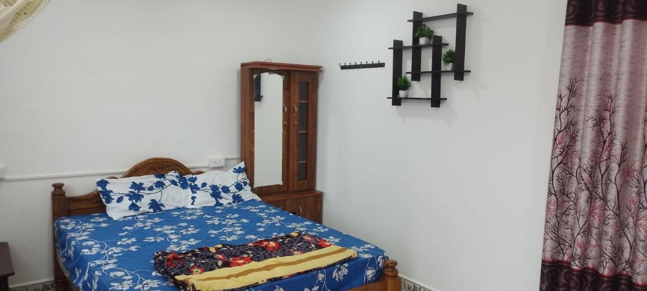 Готель Kavieya Residency Purnankuppam Екстер'єр фото