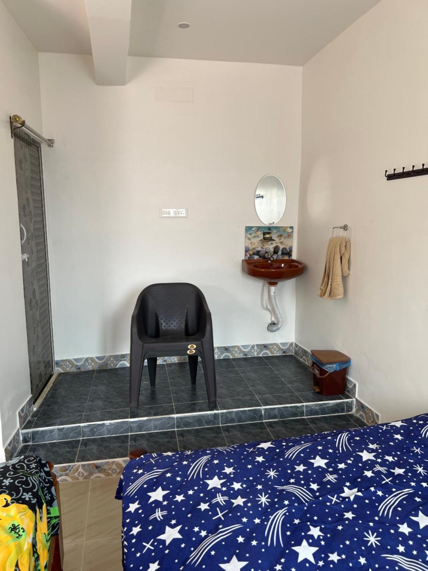 Готель Kavieya Residency Purnankuppam Екстер'єр фото