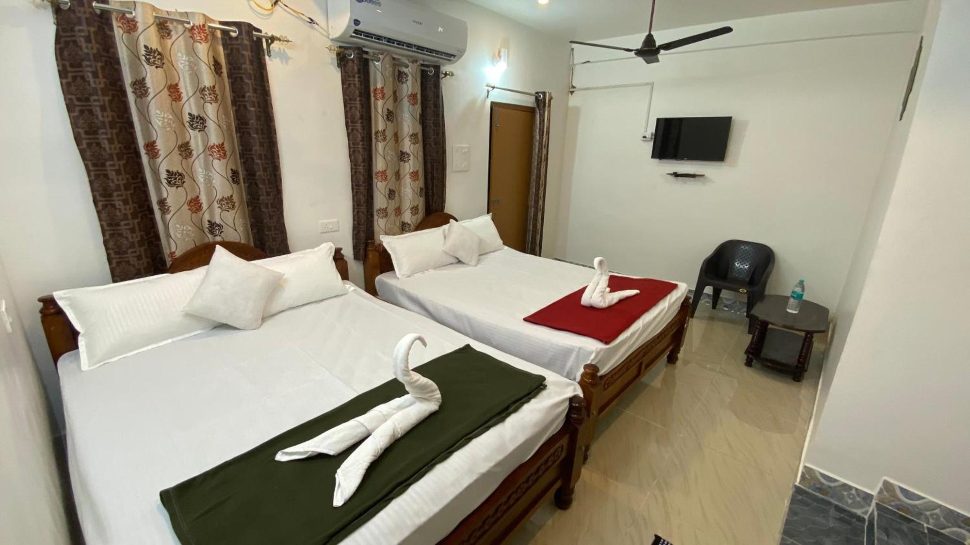 Готель Kavieya Residency Purnankuppam Екстер'єр фото