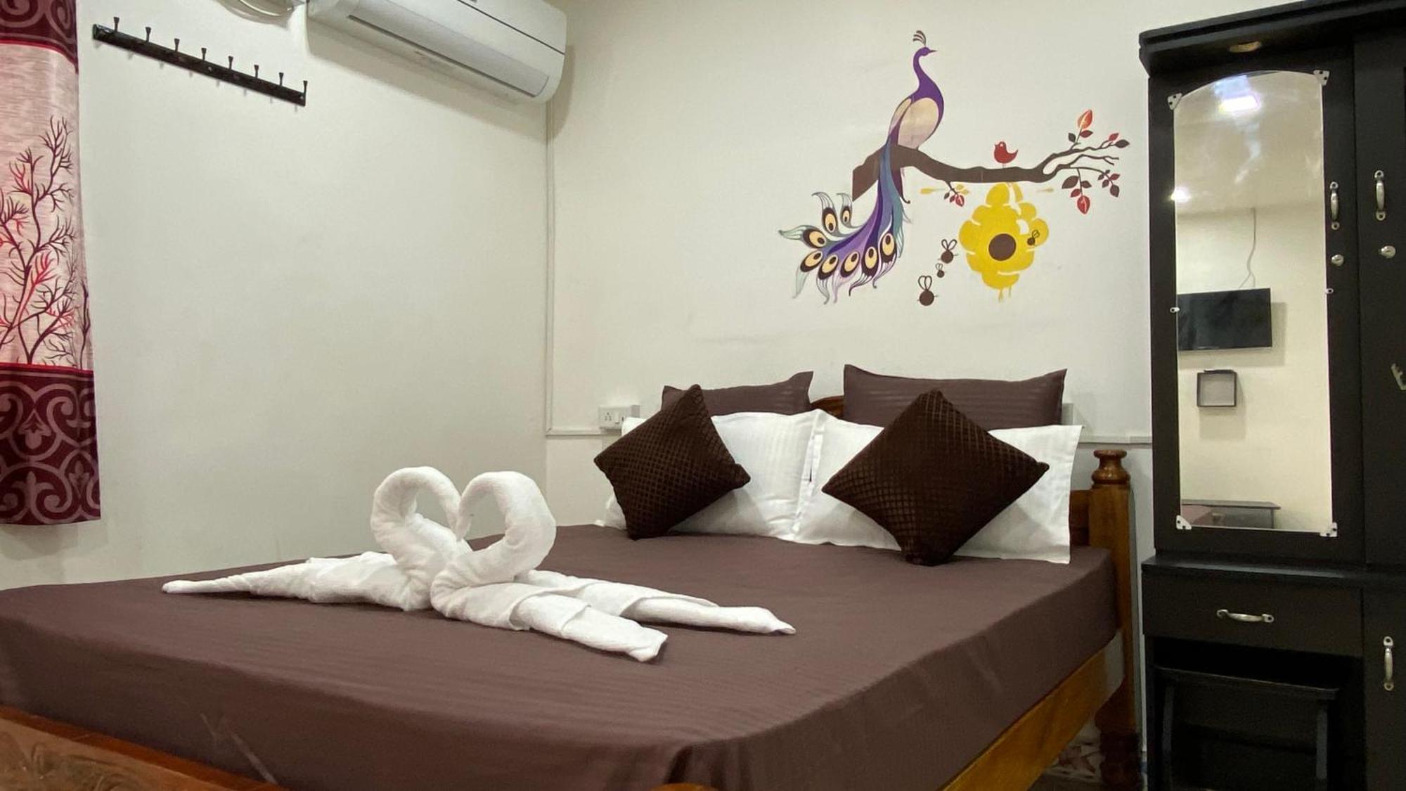 Готель Kavieya Residency Purnankuppam Екстер'єр фото